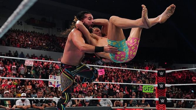 [Video] Seth Rollins and Riddle get physical ahead of RAW