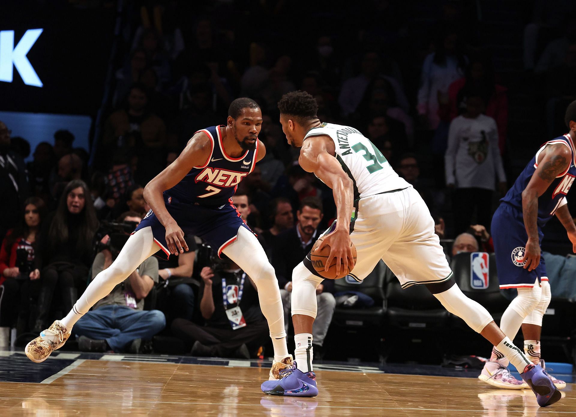 Kevin Durant, left, and Giannis Antetokounmpo had an epic battle in 2021. (Image via Getty Images)