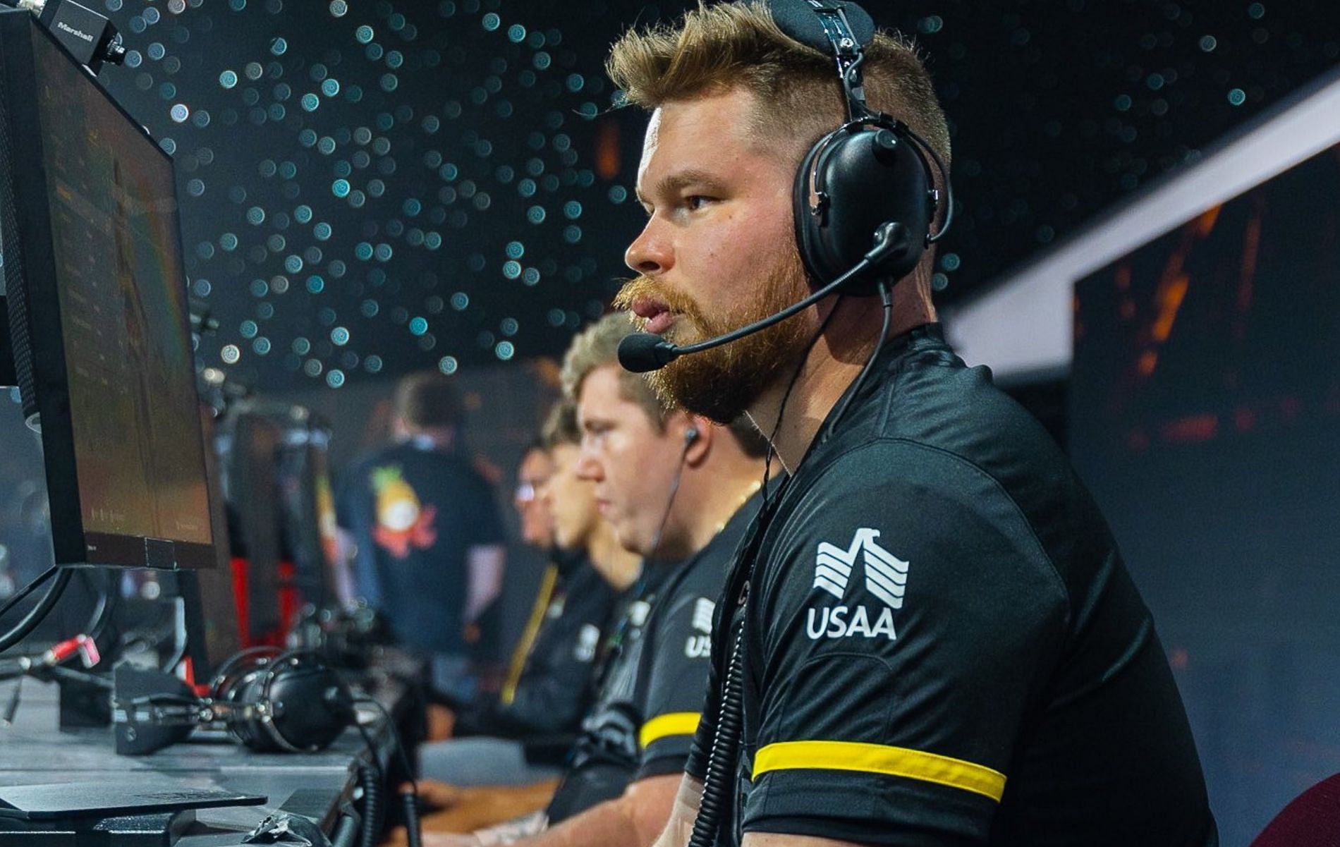 Crimsix responds after disastrous performance in CDL Champs (Image via Create_Supply)