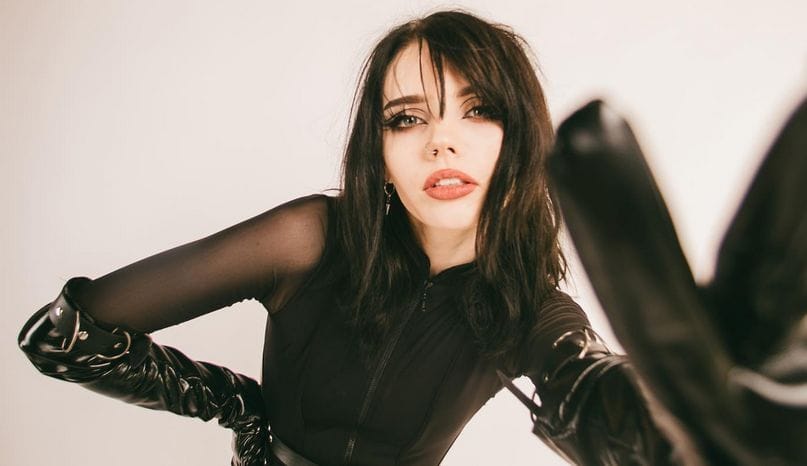 Who is famous TikToker Xowie Jones?