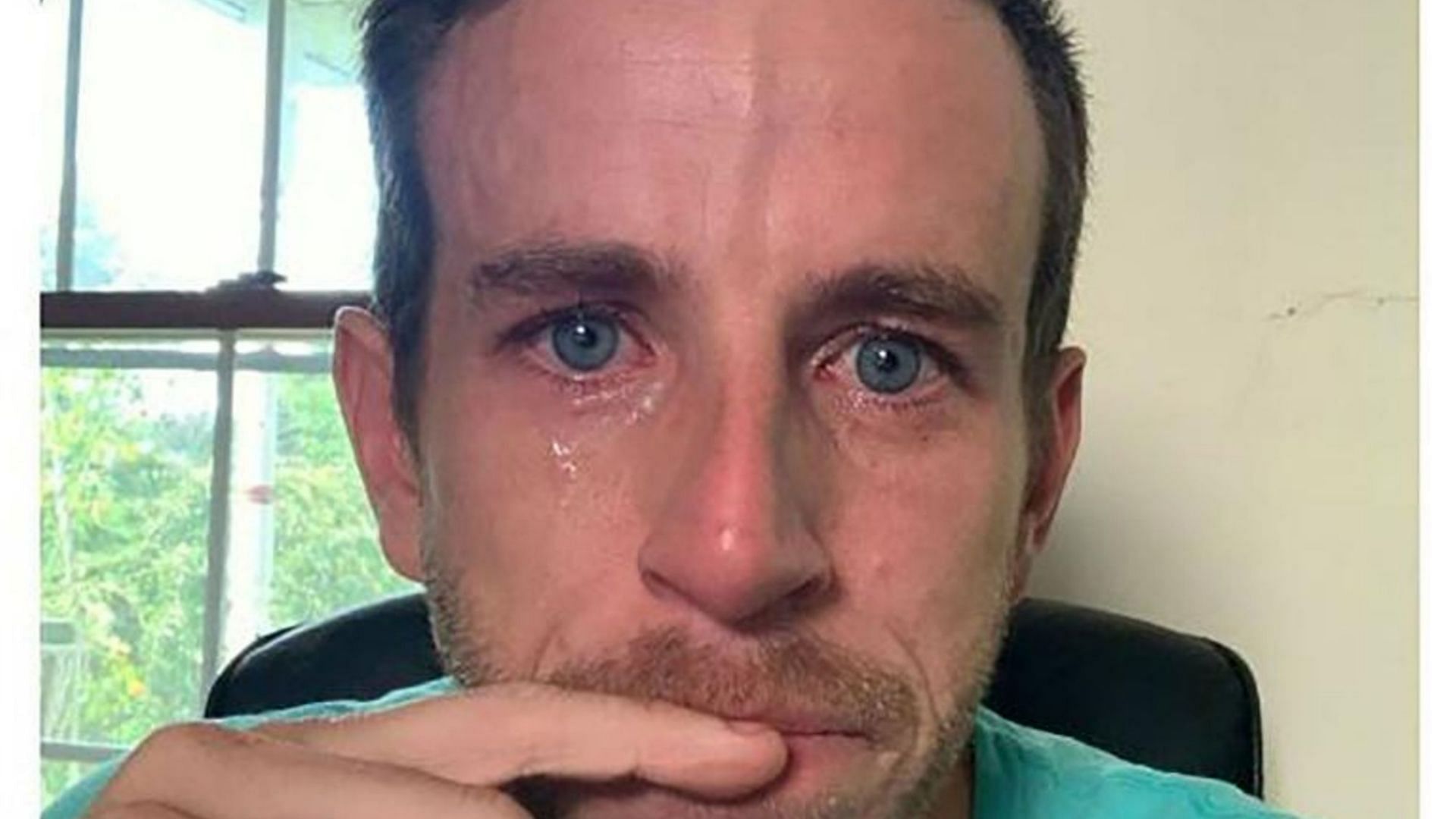 CEO goes viral for crying about company lay offs on LinkedIn (Image via bradenwallake/LinkedIn)