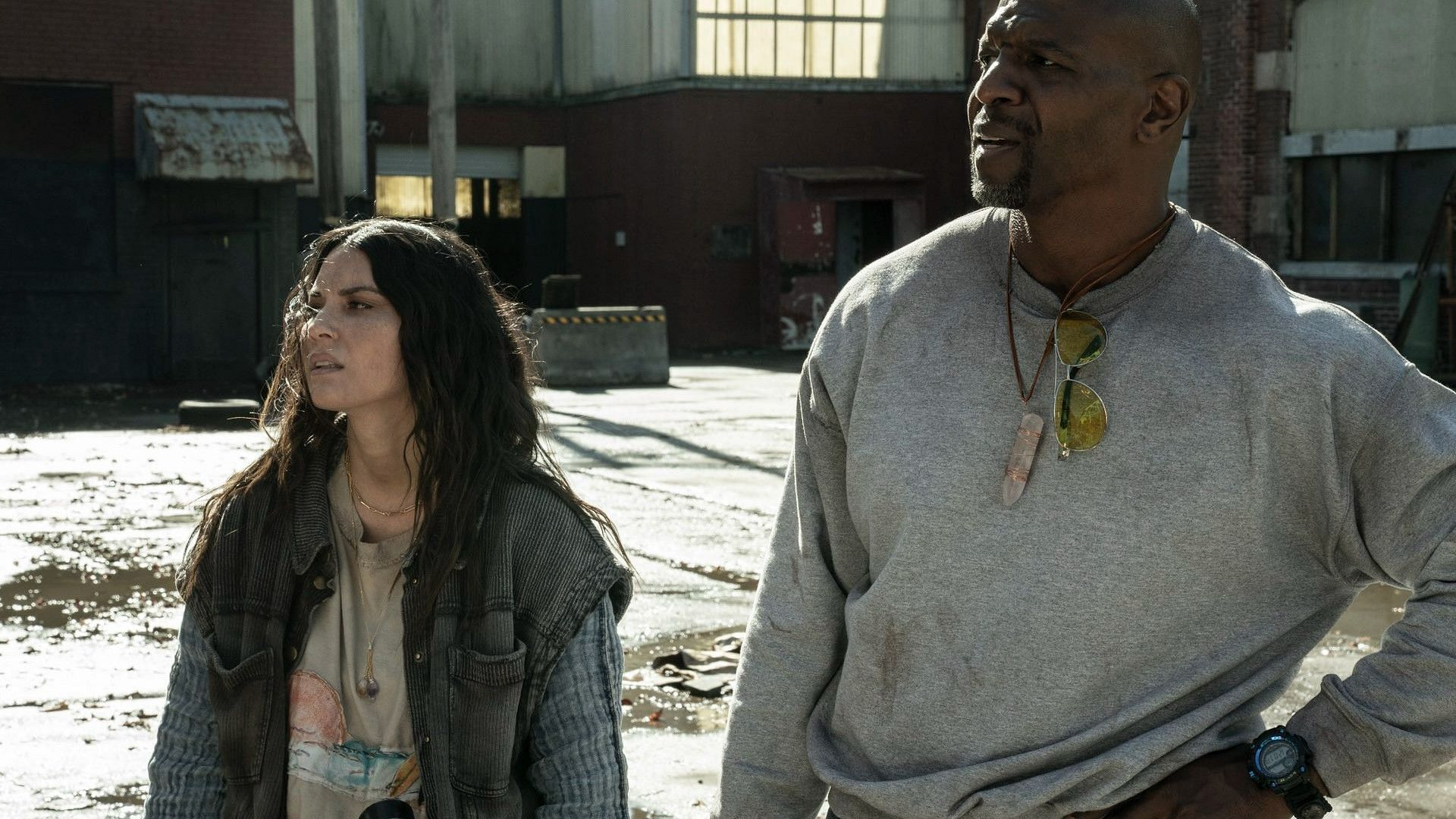 Olivia Munn and Terry Crews in &#039;Tales of the Walking Dead&#039; (Image via Twitter)