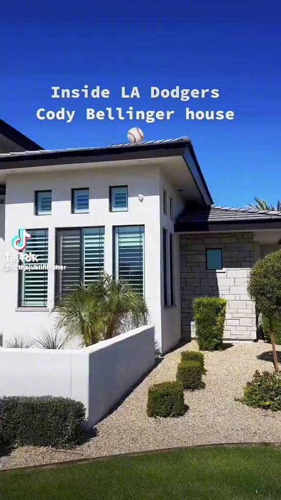 Dodgers: Cody Bellinger Selling His Arizona Mansion