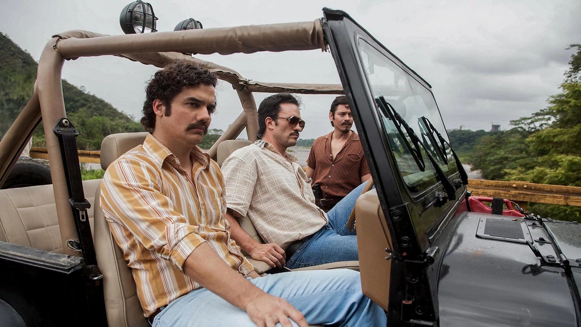 A still from Narcos (Image via IMDb)