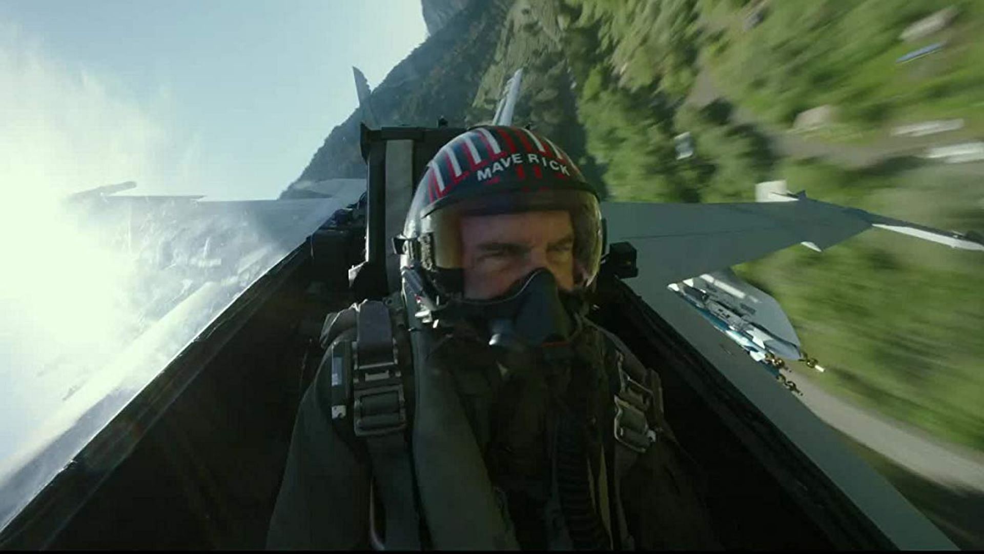 Tom Cruise in Top Gun: Maverick (Image via IMDB)