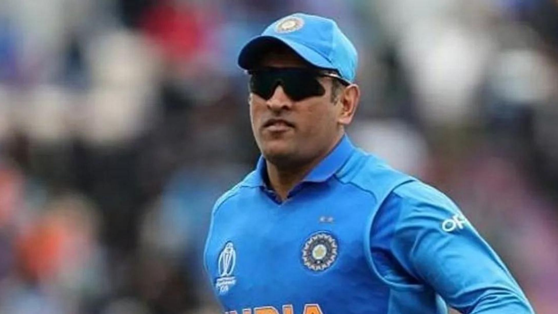 Latif feels MS Dhoni wasn&#039;t as safe as people claim him to be behind the stumps. (P.C.:getty)