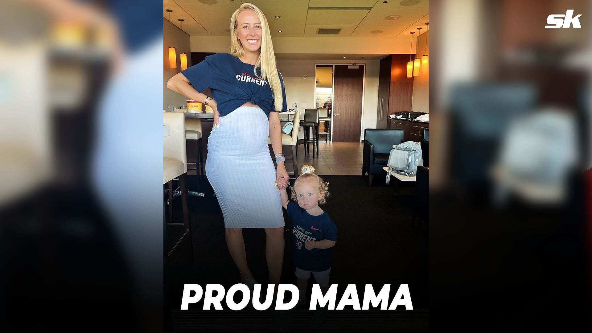  Brittany Mahomes shows off baby bump in adorable picture with daughter Sterling Skye