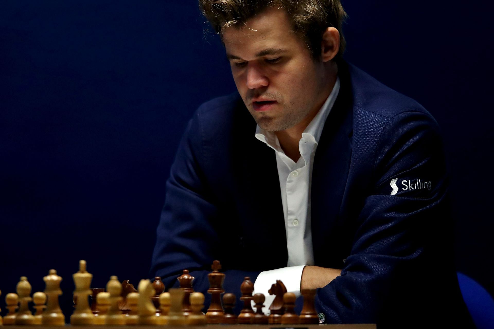 Magnus Carlsen losing motivation to defend world title