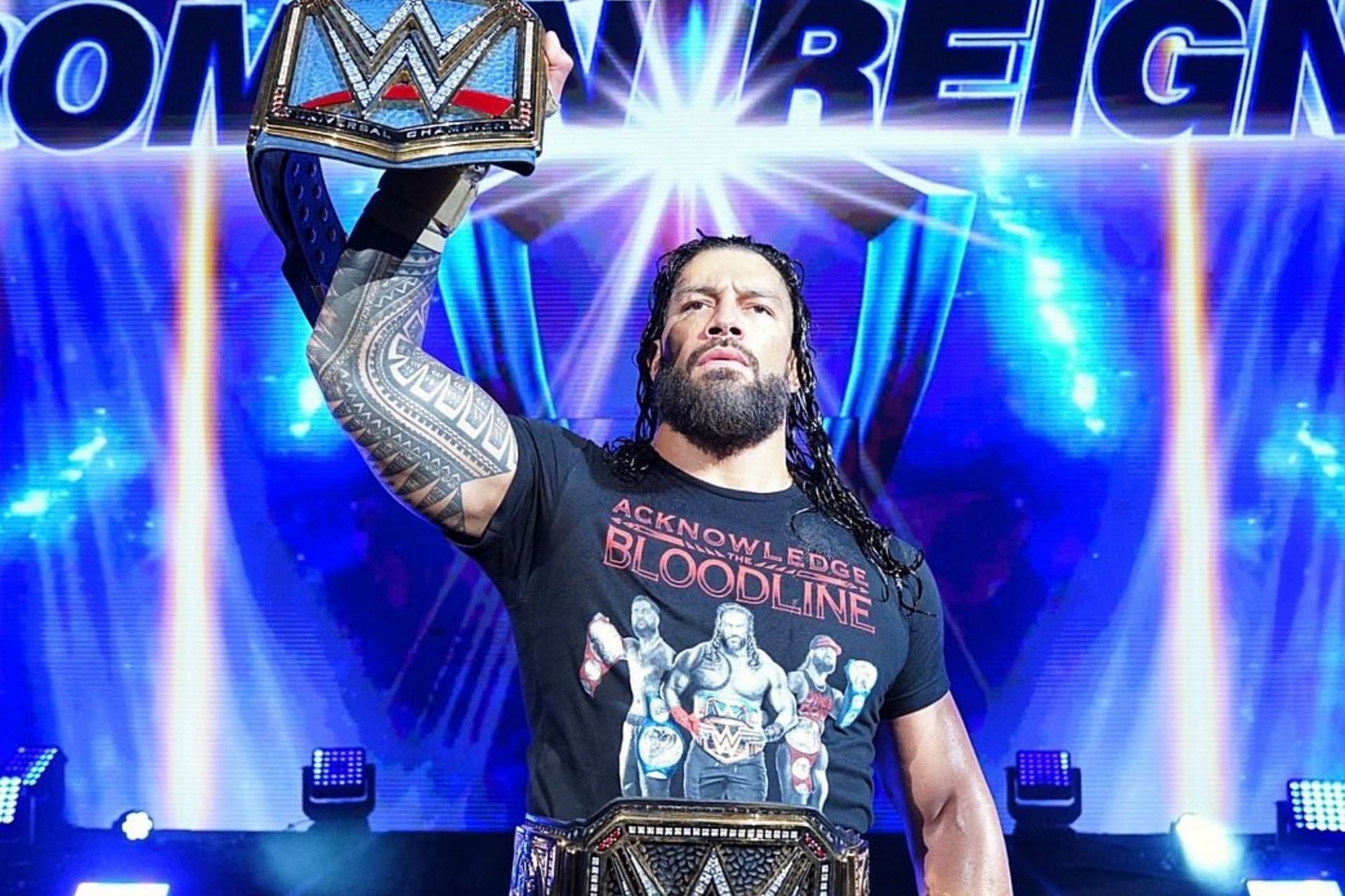 WWE में दिनभर की सभी प्रमुख खबरों पर: रोमन रेंस का बहुत बड़ा कारनामा