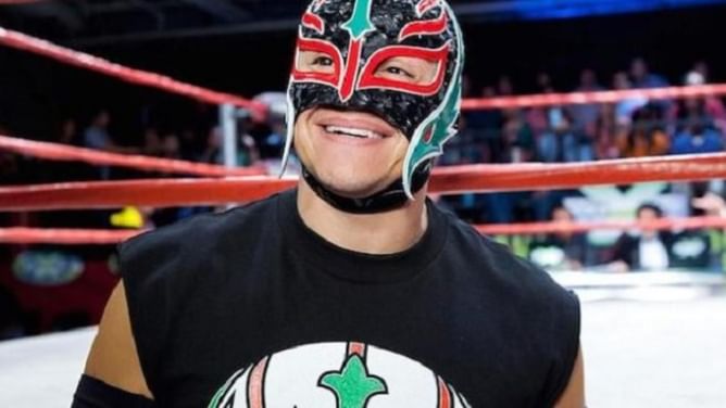 [Watch] Rey Mysterio shares wholesome moment with WWE legend's daughter at SummerSlam