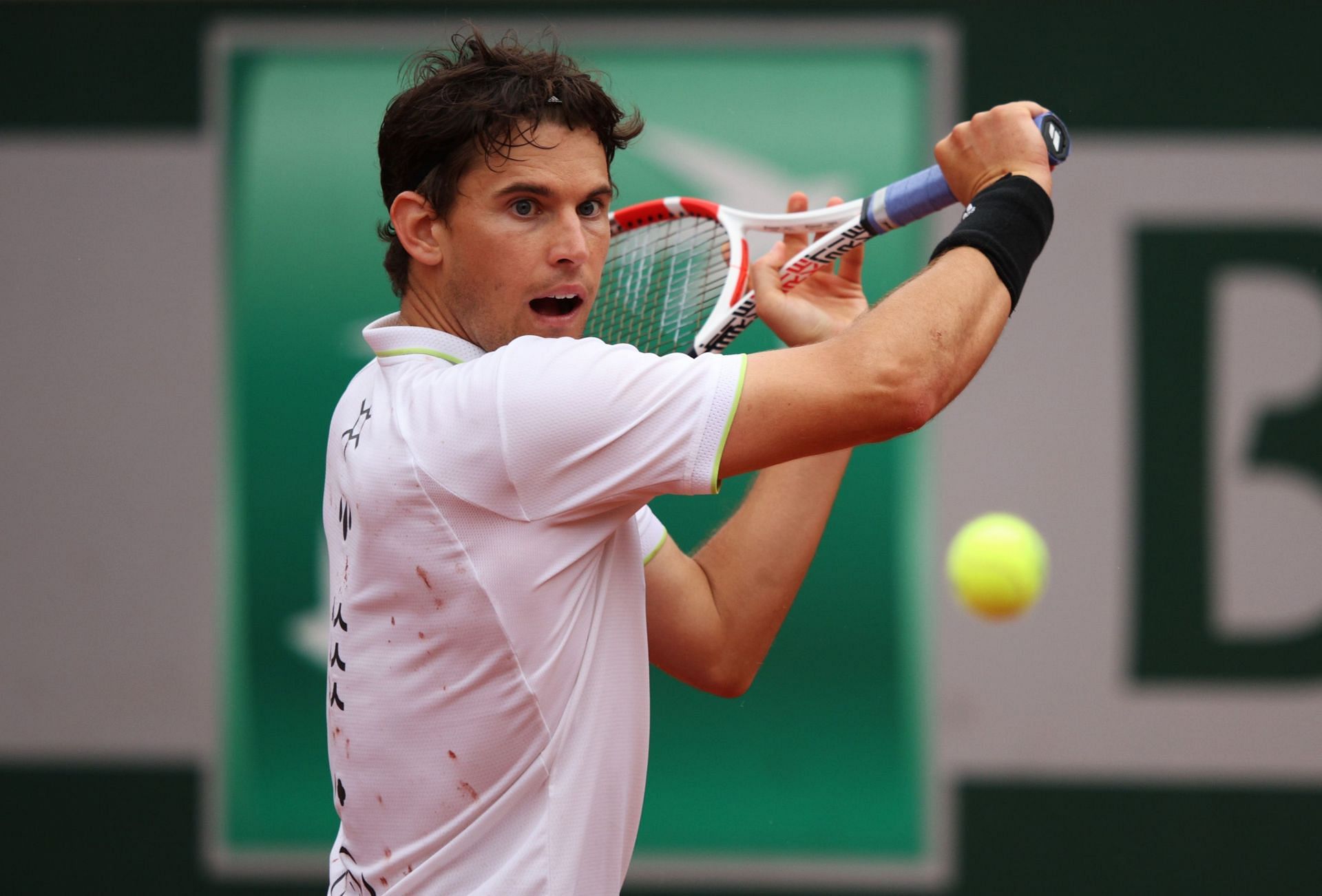 Dominic Thiem in action at the 2022 French Open