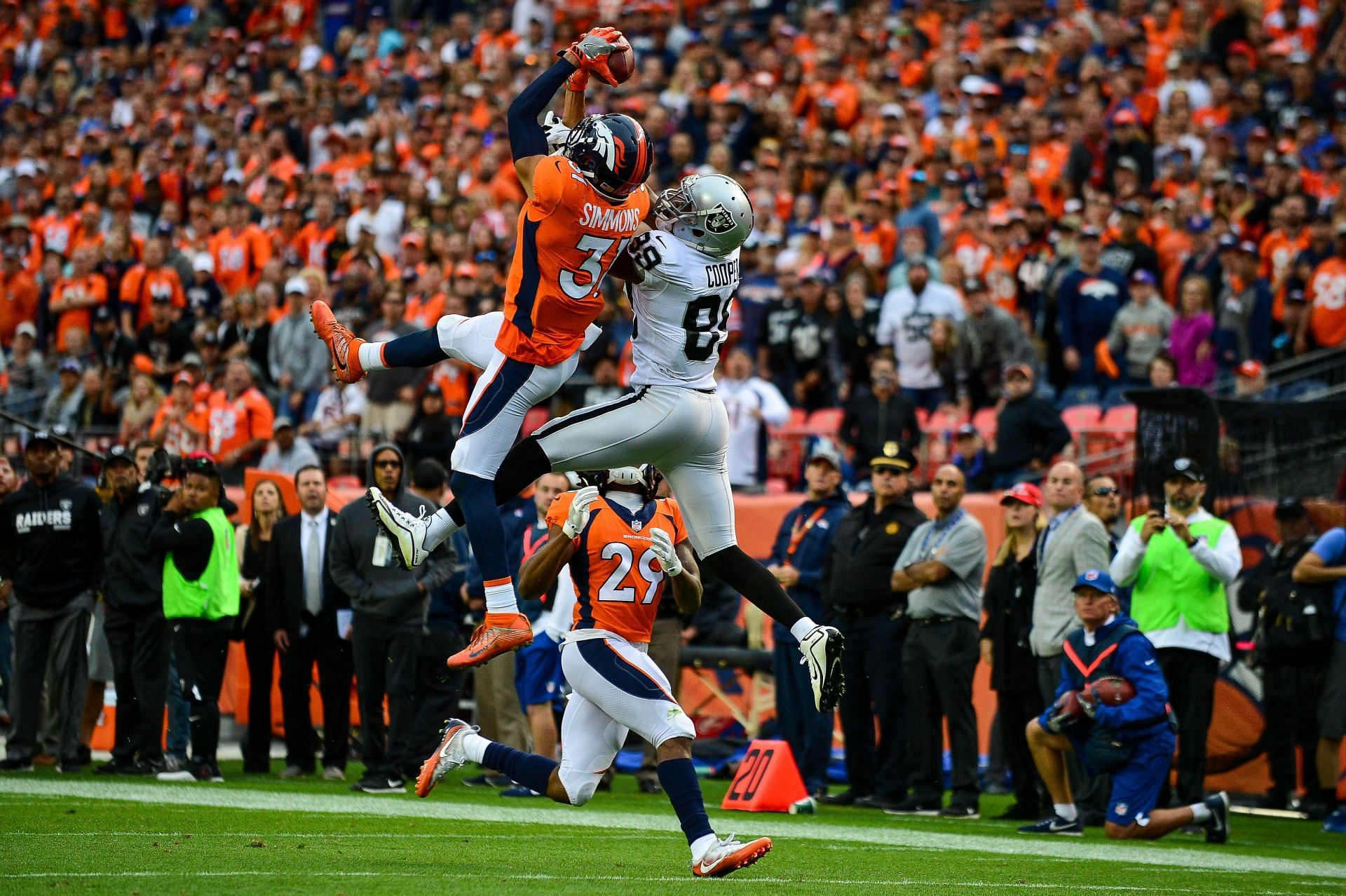 Oakland Raiders v Denver Broncos