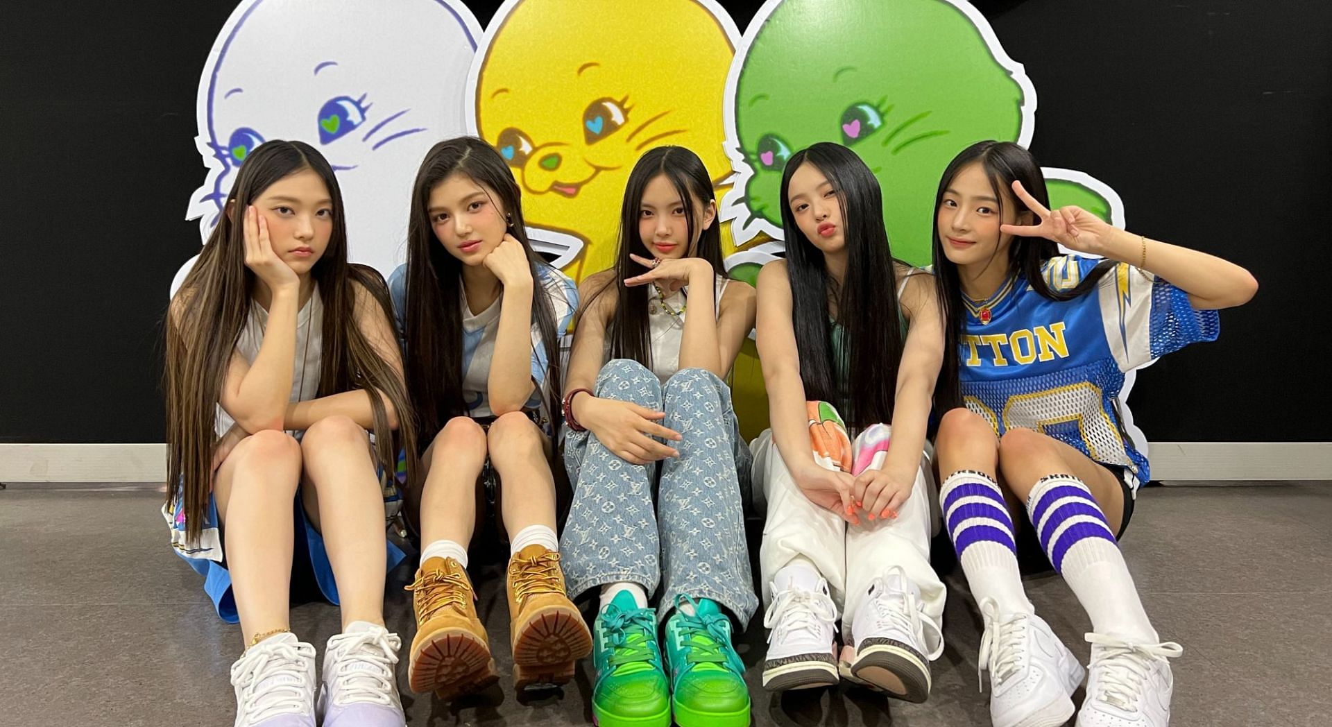 K-pop girl group NewJeans sells over 310,000 copies of EP 'New