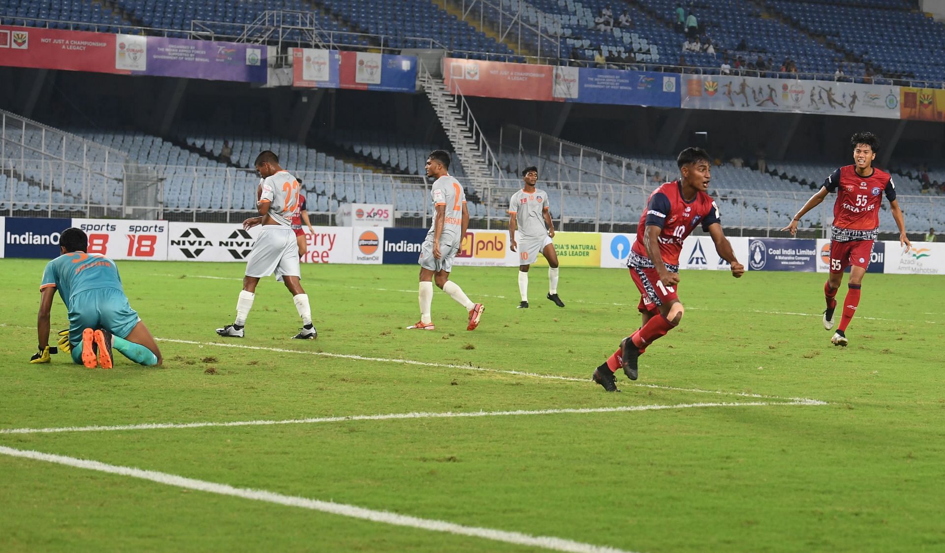 JFC beat FC Goa in a close encounter. [Credits: Suman Chattopadhyay / www.imagesolutionr.in]