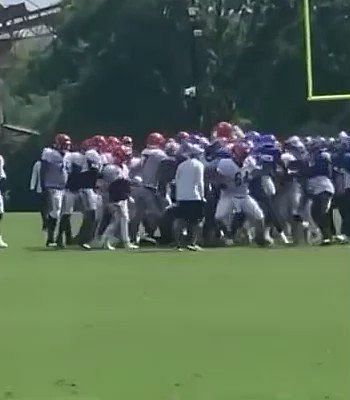 Aaron Donald Violently Swings Helmet At Bengals Players In Crazy