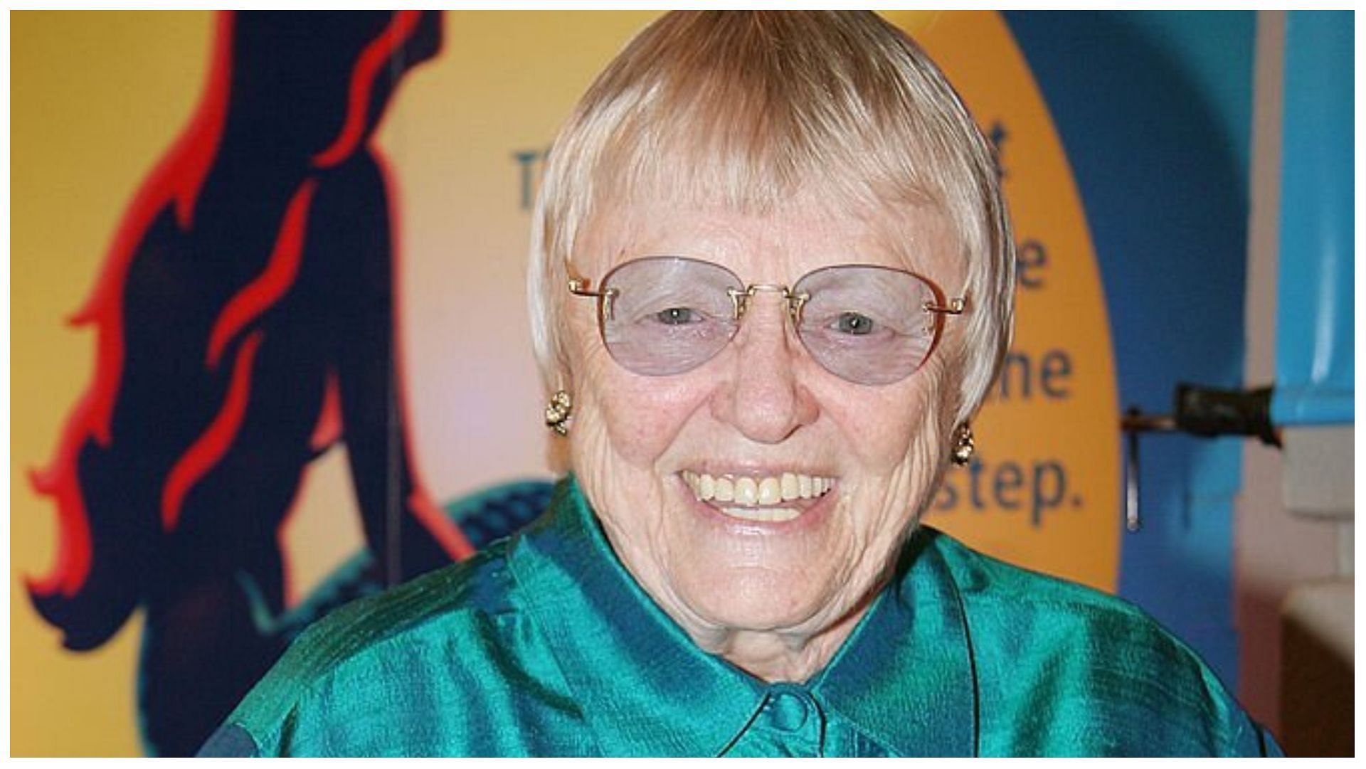 Pat Carroll provided her voice in several animated films and TV shows (Image via Janette Pellegrini/Getty Images)