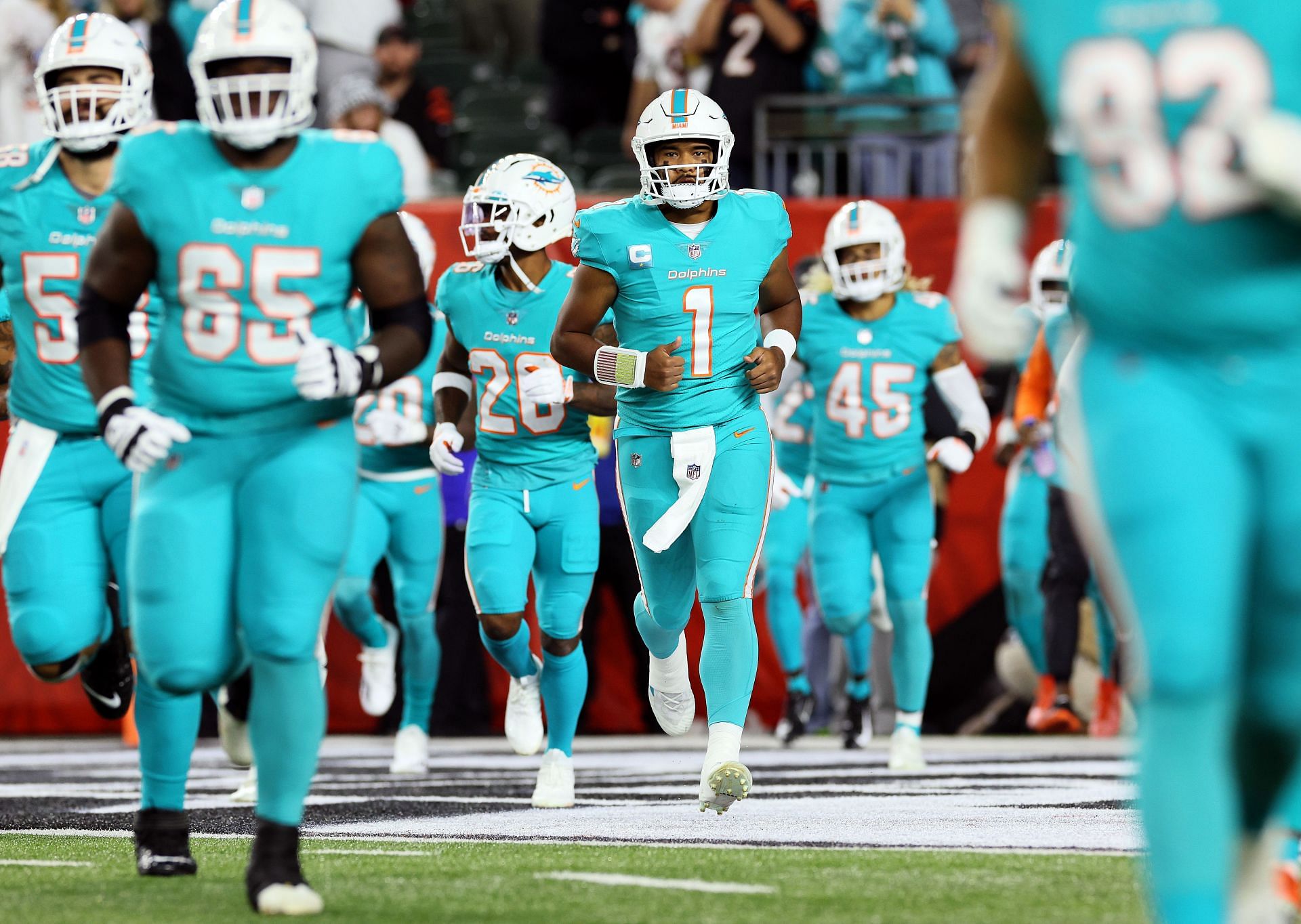 Dolphins quarterback Ryan Fitzpatrick enjoys ruining 'Tua Tank'