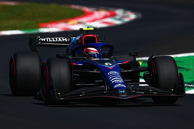 "De Vries did more in his debut than Latifi in his career"- Fans troll Nicholas Latifi after getting out-qualified by Mercedes' driver at F1 Italian GP qualifying