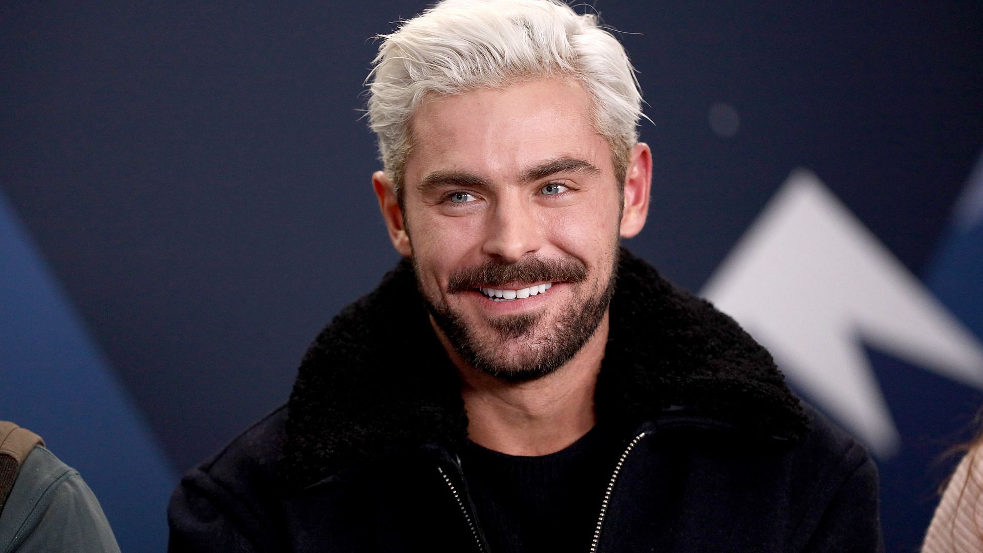 Contrary to rumors, Zac Efron did not have a plastic surgery on his jaw. (Image via Getty Images for IMDb)