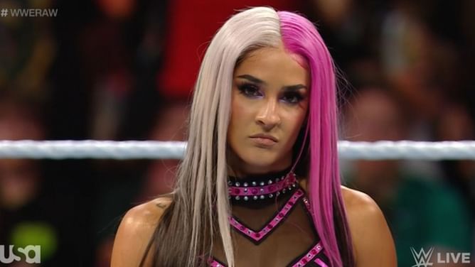 "Everything happens for a reason" - Dakota Kai breaks character to deliver message before WWE Clash at the Castle