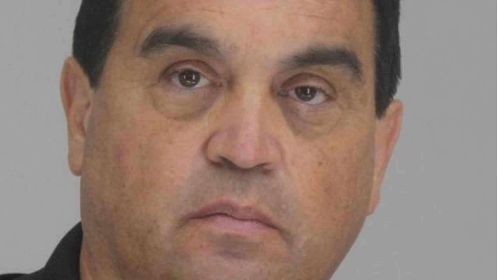 Texas doctor charged with tampering with IV bags and causing the death of an anesthesiologist (Image via Twitter @/wfaaizzy)