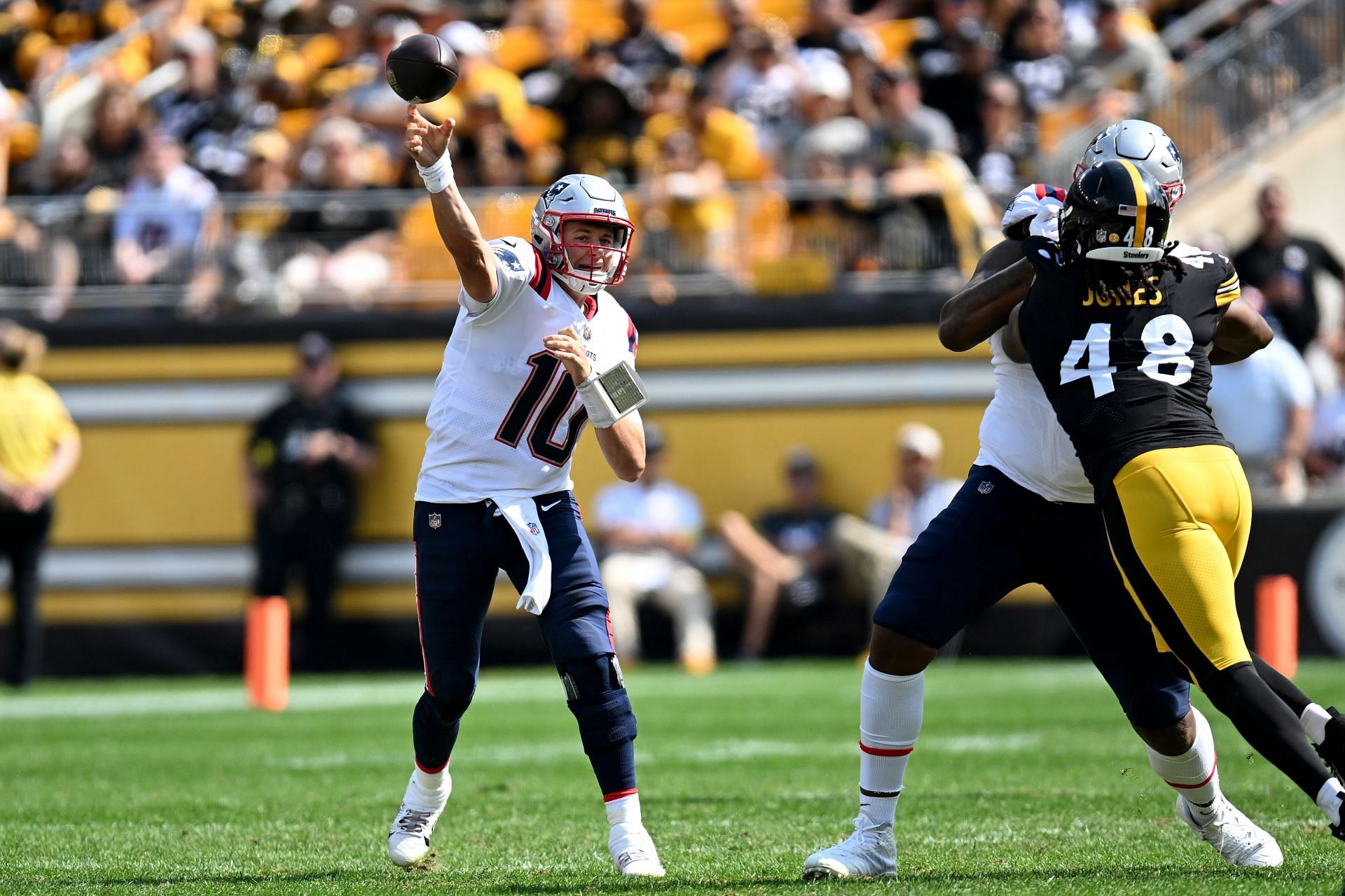 New England Patriots v Pittsburgh Steelers