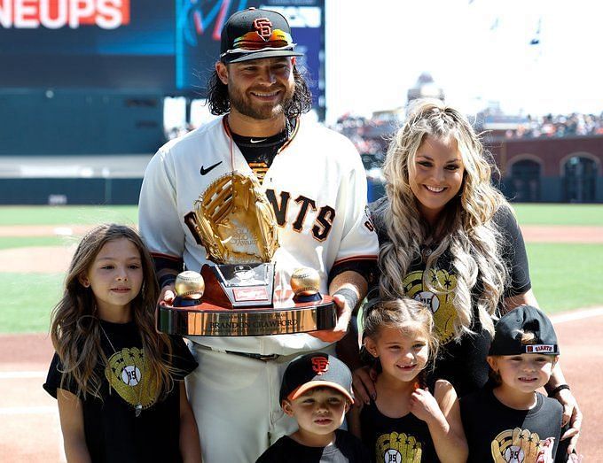 Brandon Crawford's wife Jalynne Crawford shares adorable pictures