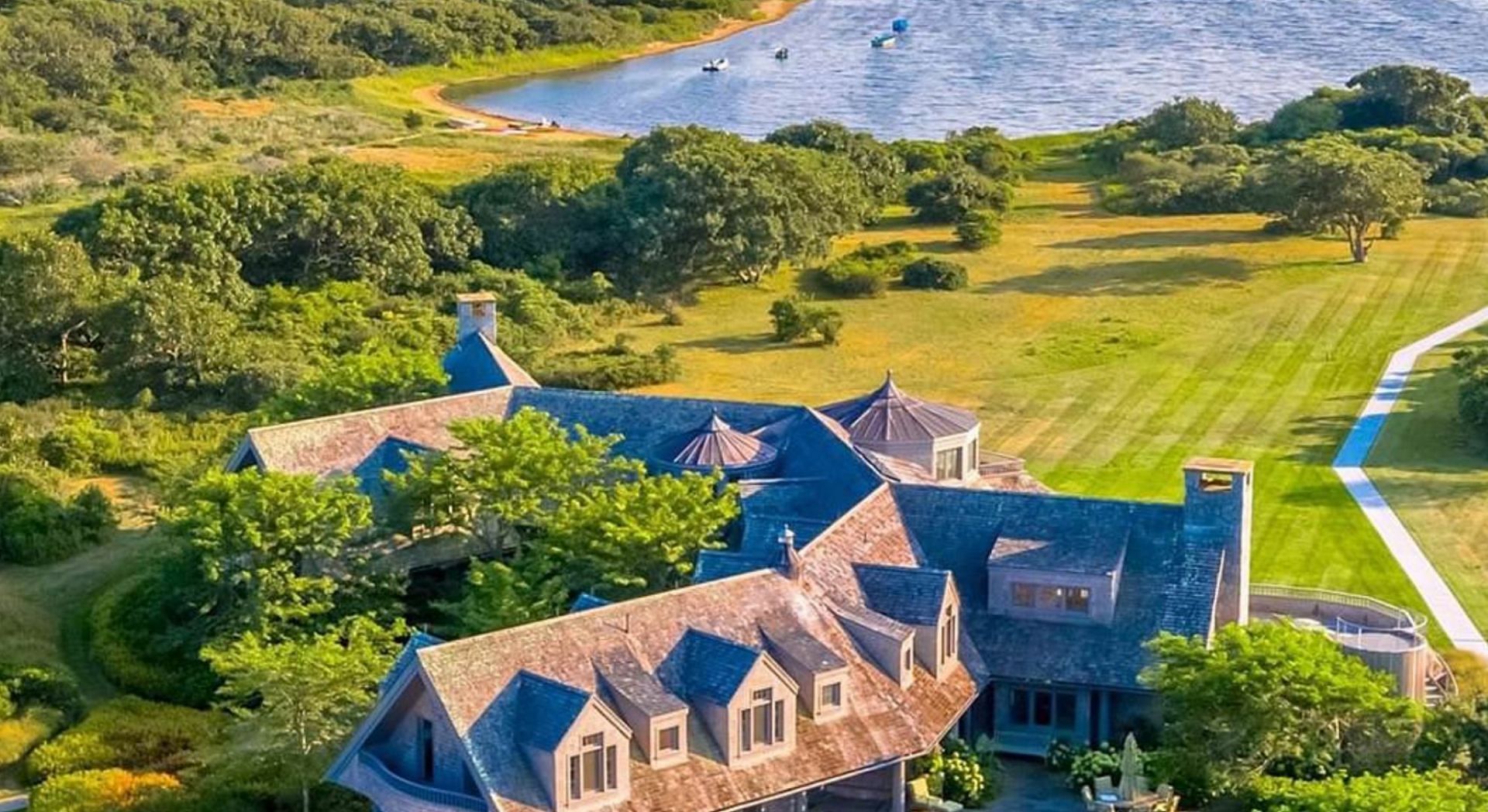 Martha&#039;s Vineyard is an island located in Massachusetts (Image via Getty Images)