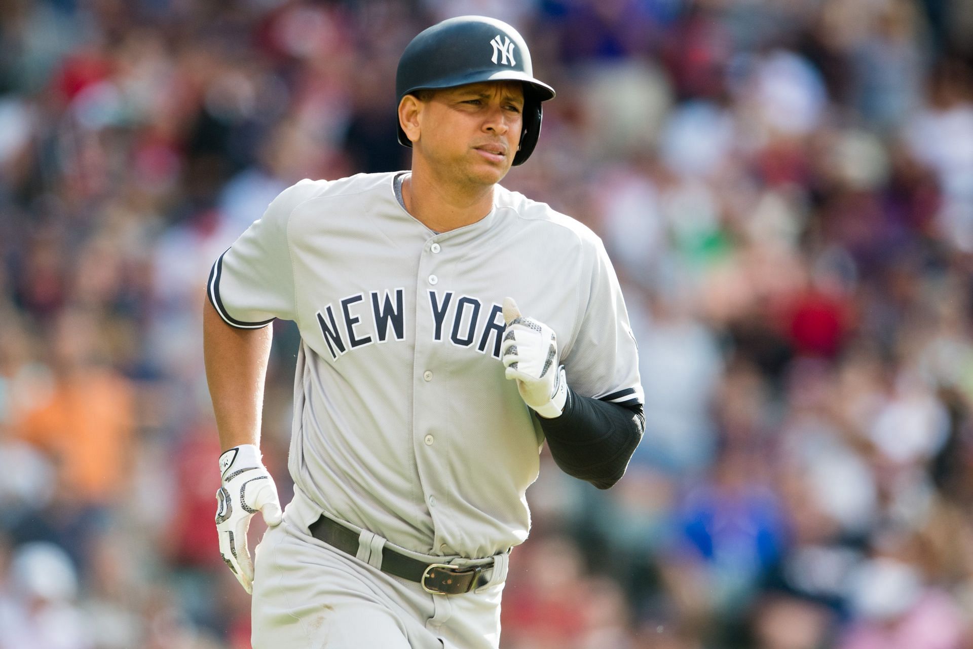 Noticeably Thinner and Massless' - Yankees Slugger Alex Rodriguez Had a  Drastic Loss of Weight Following His Suspension From Major League Baseball  - EssentiallySports