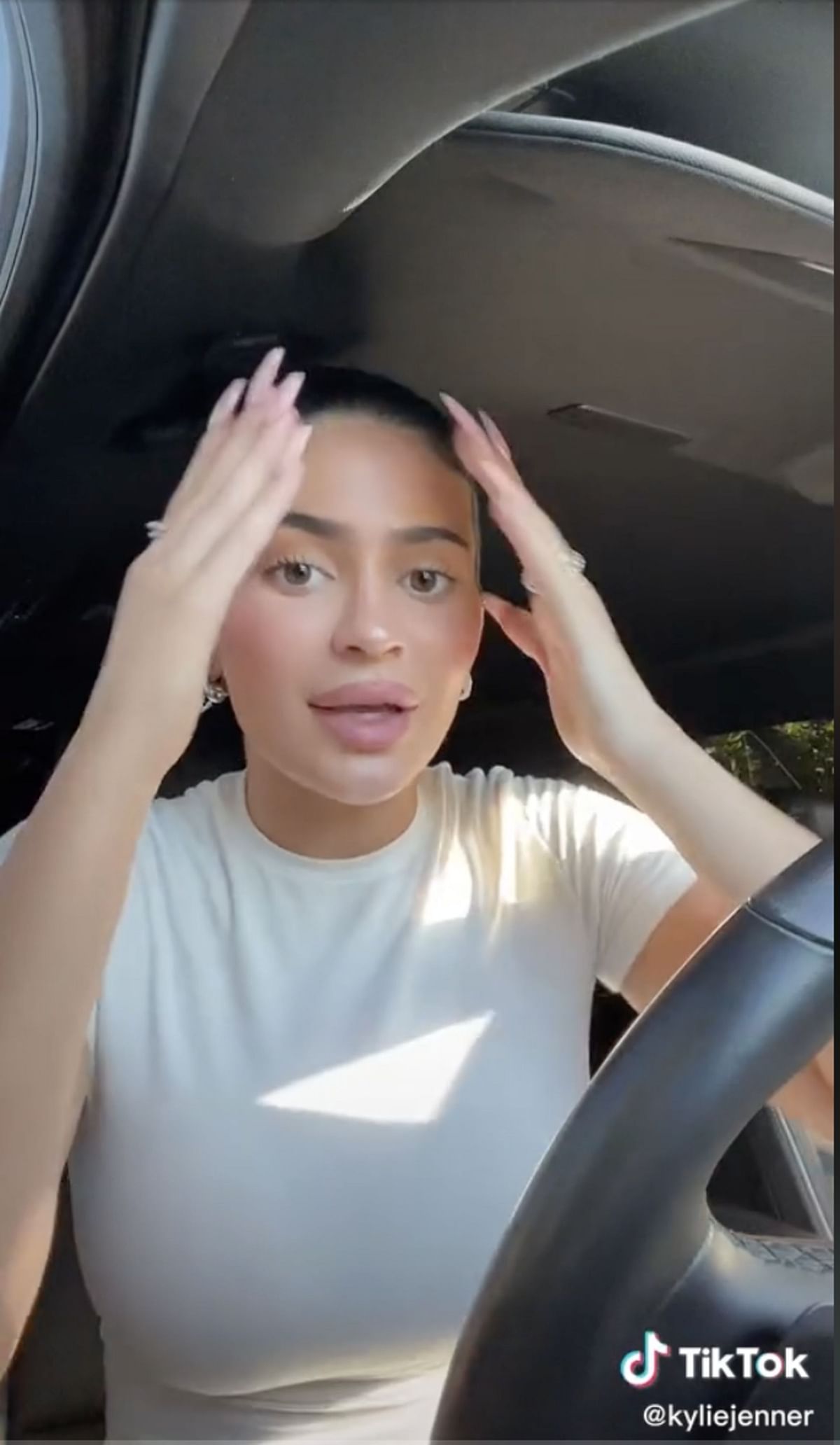 [Tiktoker'S Name] Claps Back At Anikauwu On Tiktok - ivpe11e
