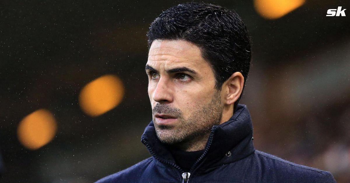 Arsenal manager Mikel Arteta looks on during a match.