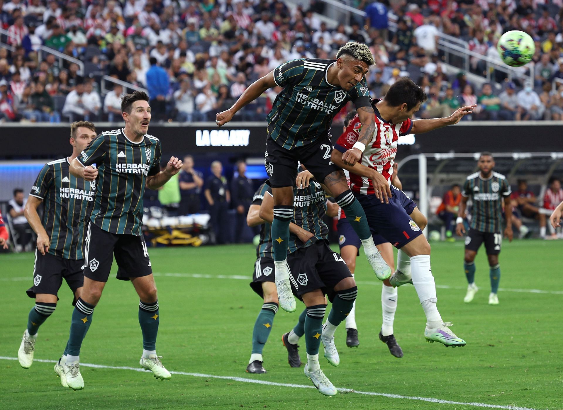 Leagues Cup Showcase - Club Deportiva Guadalajara v Los Angeles Galaxy