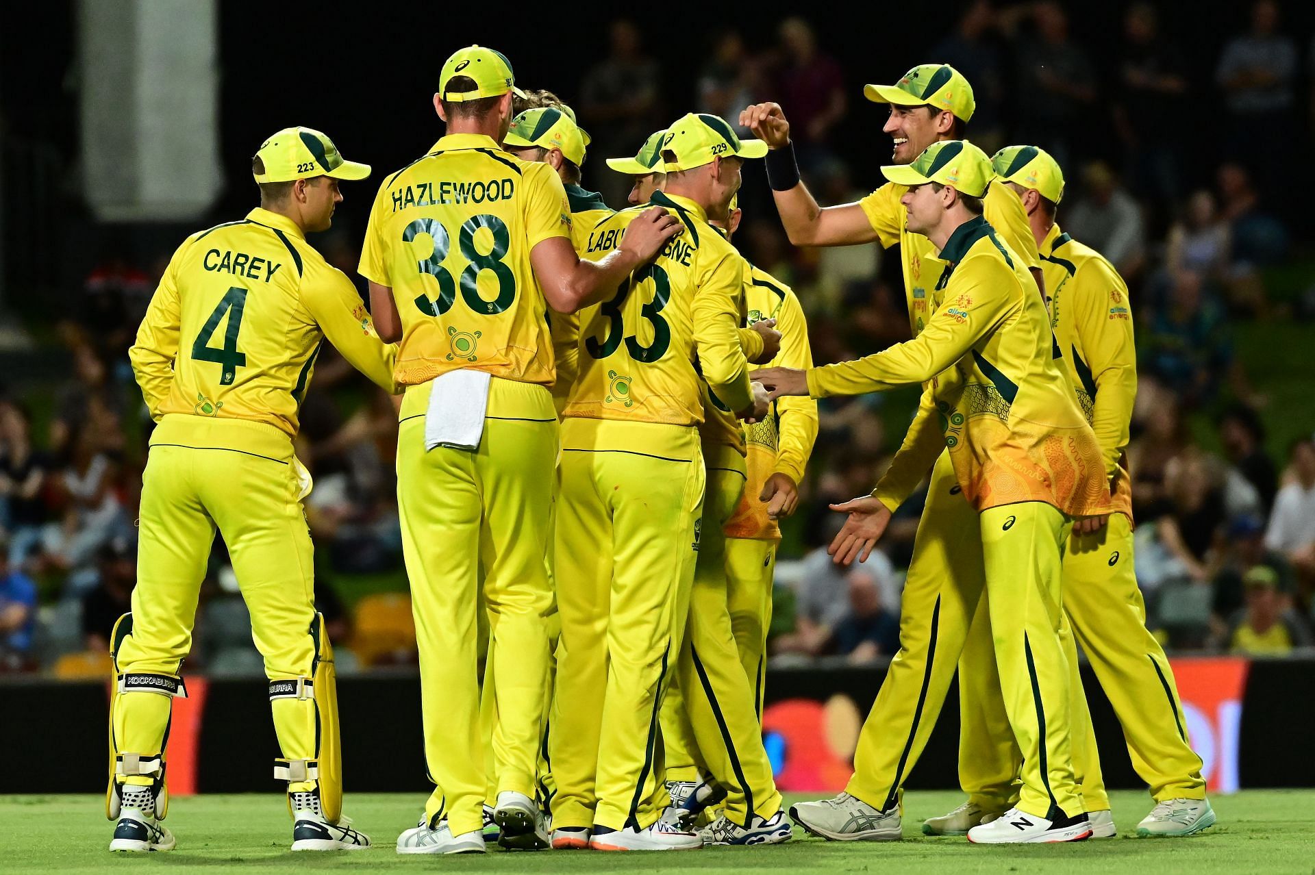 Australia v New Zealand - One Day International Series: Game 2