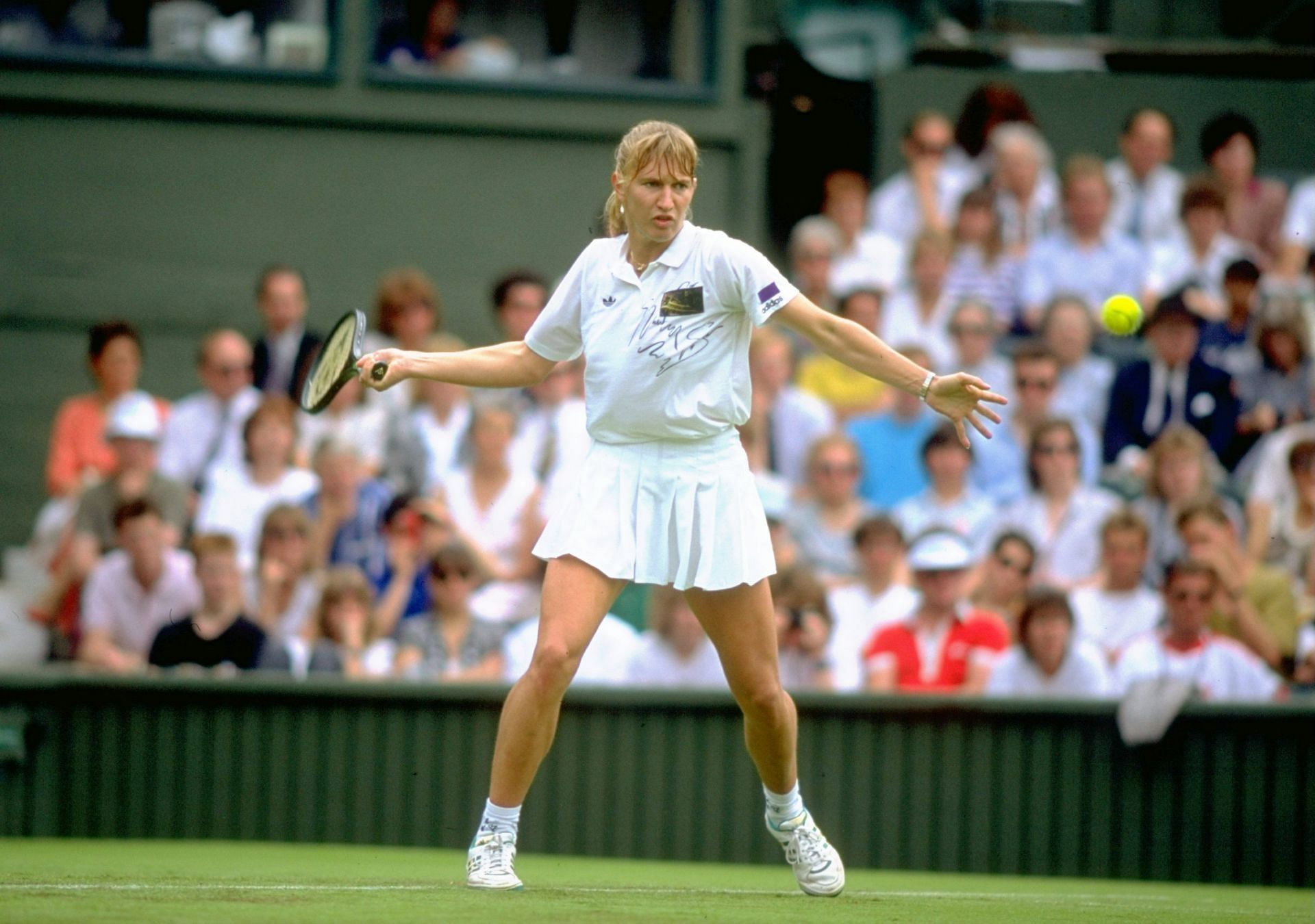 Steffi Graf at the 1990 Wimbledon Championships