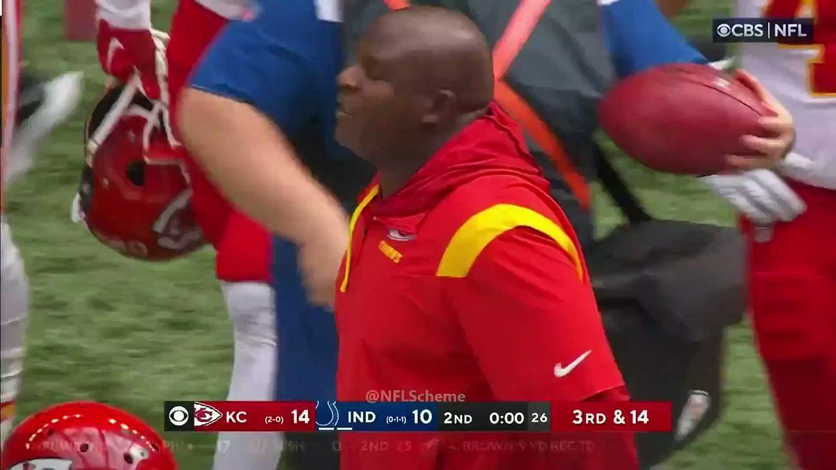 HALFTIME: Chiefs lead Colts, 14-10