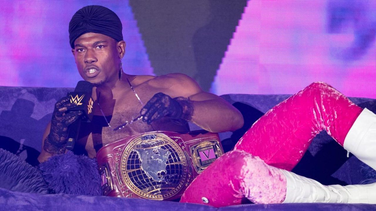 Velveteen Dream Accused of Sending Explicit Photo to Underage Fan