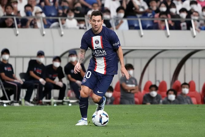 Is Lionel Messi playing for PSG against Brest today?