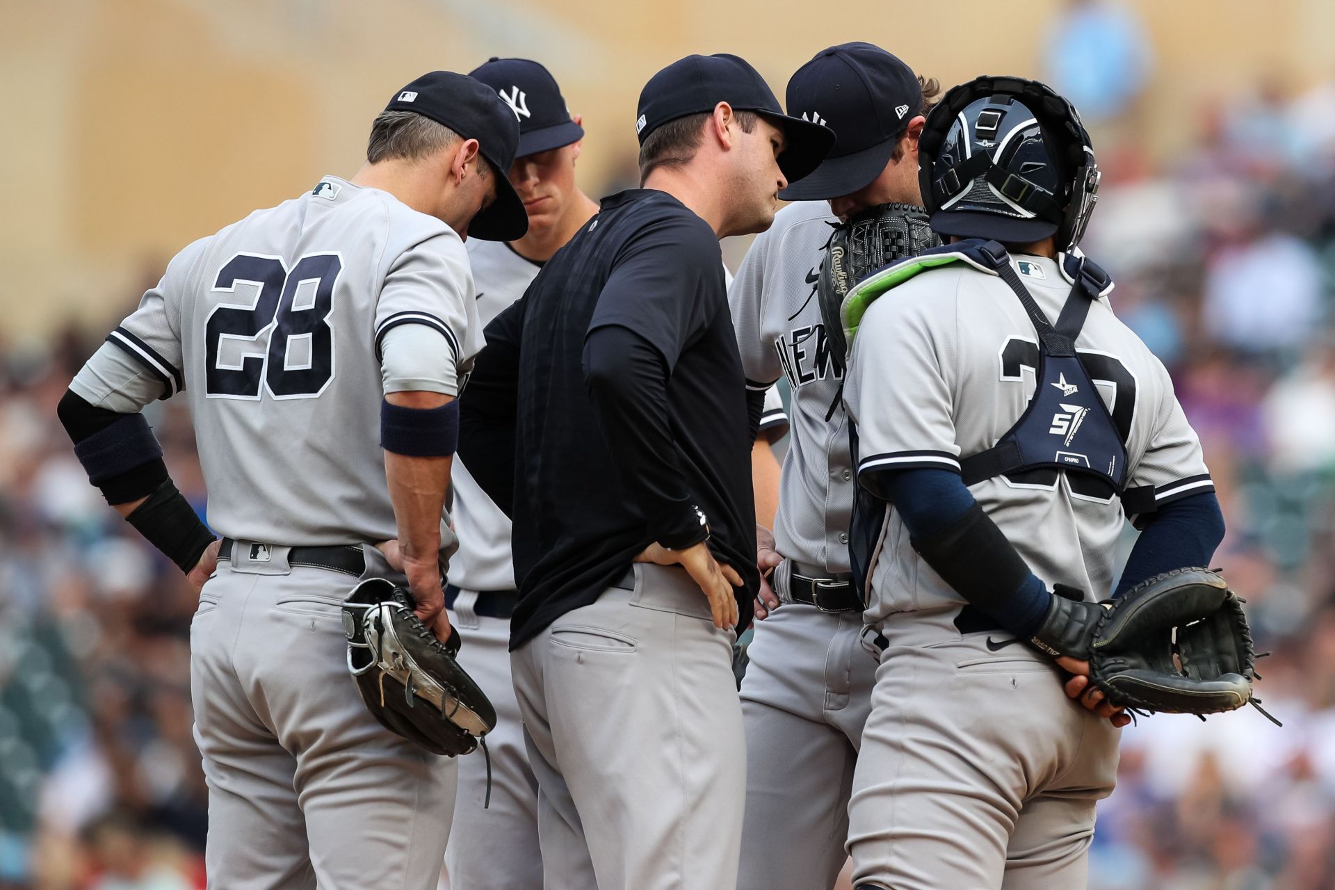 Yankees congregate for a mound visit.