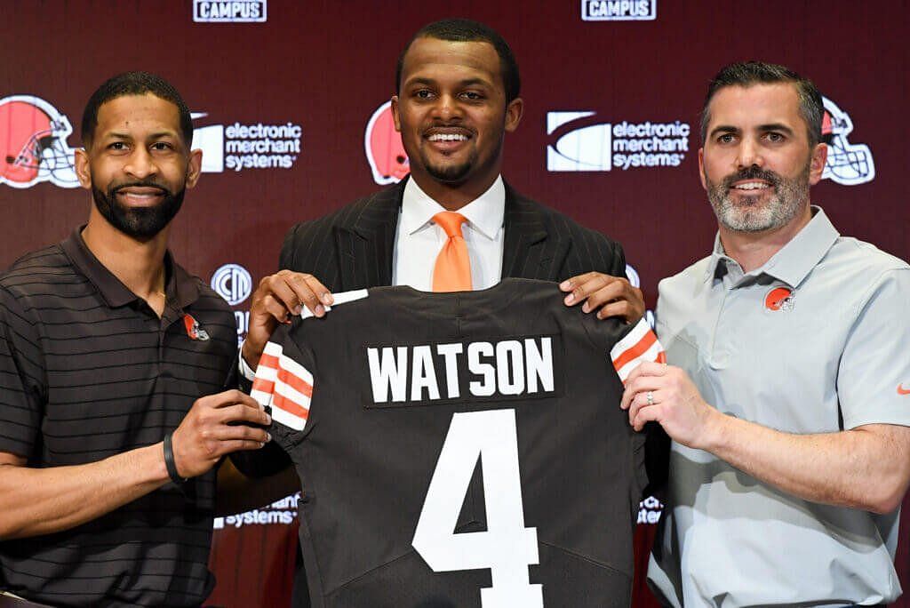 Deshaun Watson Net Worth in 2023, Salary, Endorsements, Investments ...