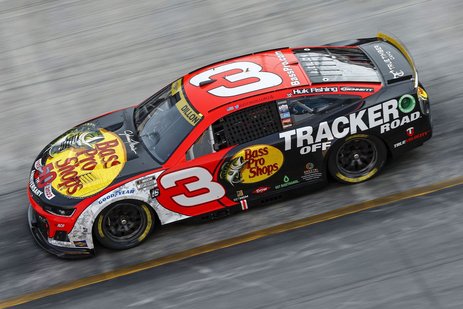 NASCAR Cup Series Bass Pro Shops Night Race - Qualifying