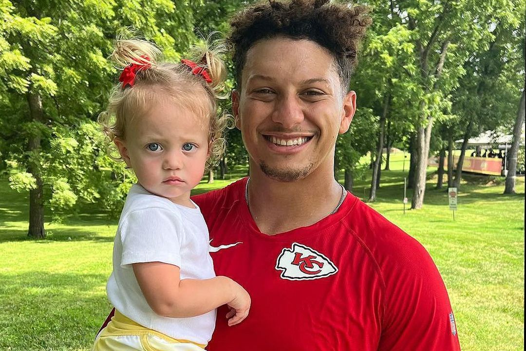 Patrick Mahomes' wife Brittany shares adorable picture of daughter Sterling  Skye from family's day out