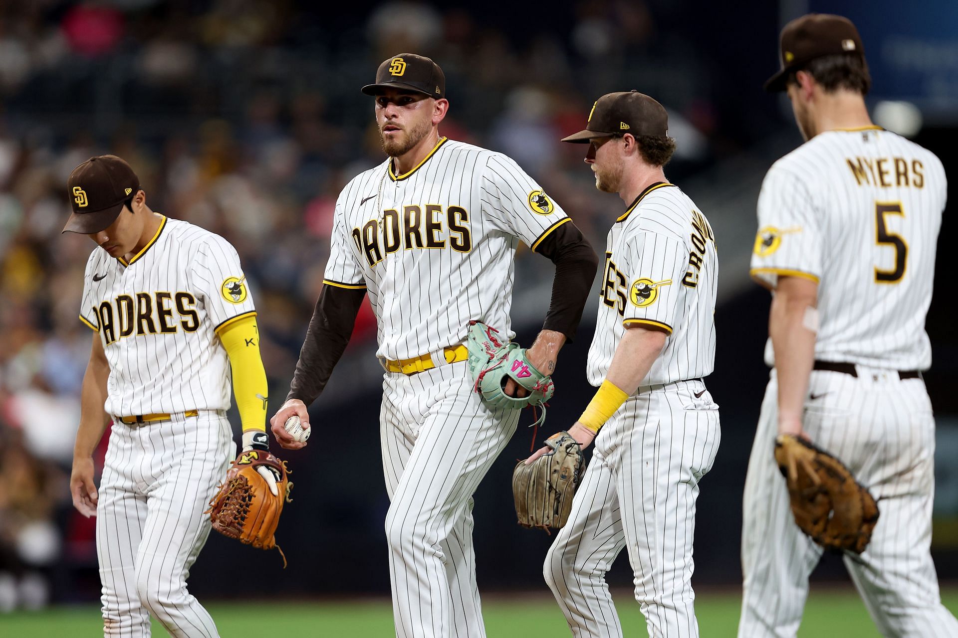 Padres continue to tease fans with retro uniforms - Gaslamp Ball