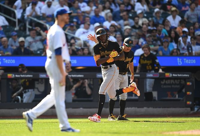 WATCH: Pittsburgh Pirates rookie phenom Oneil Cruz ends New York Mets' star pitcher Jacob deGrom's dominant outing with three-run home run