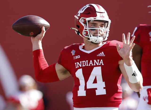 Indiana Hoosiers Vs Illinois Fighting Illini Odds Line Picks And