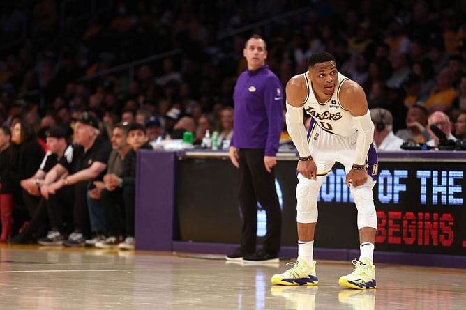 NBA Rumors Roundup: 9x All-Star expected to move to Lakers bench, Warriors expect to see 4x champion return next season, and more | 19th September 2022