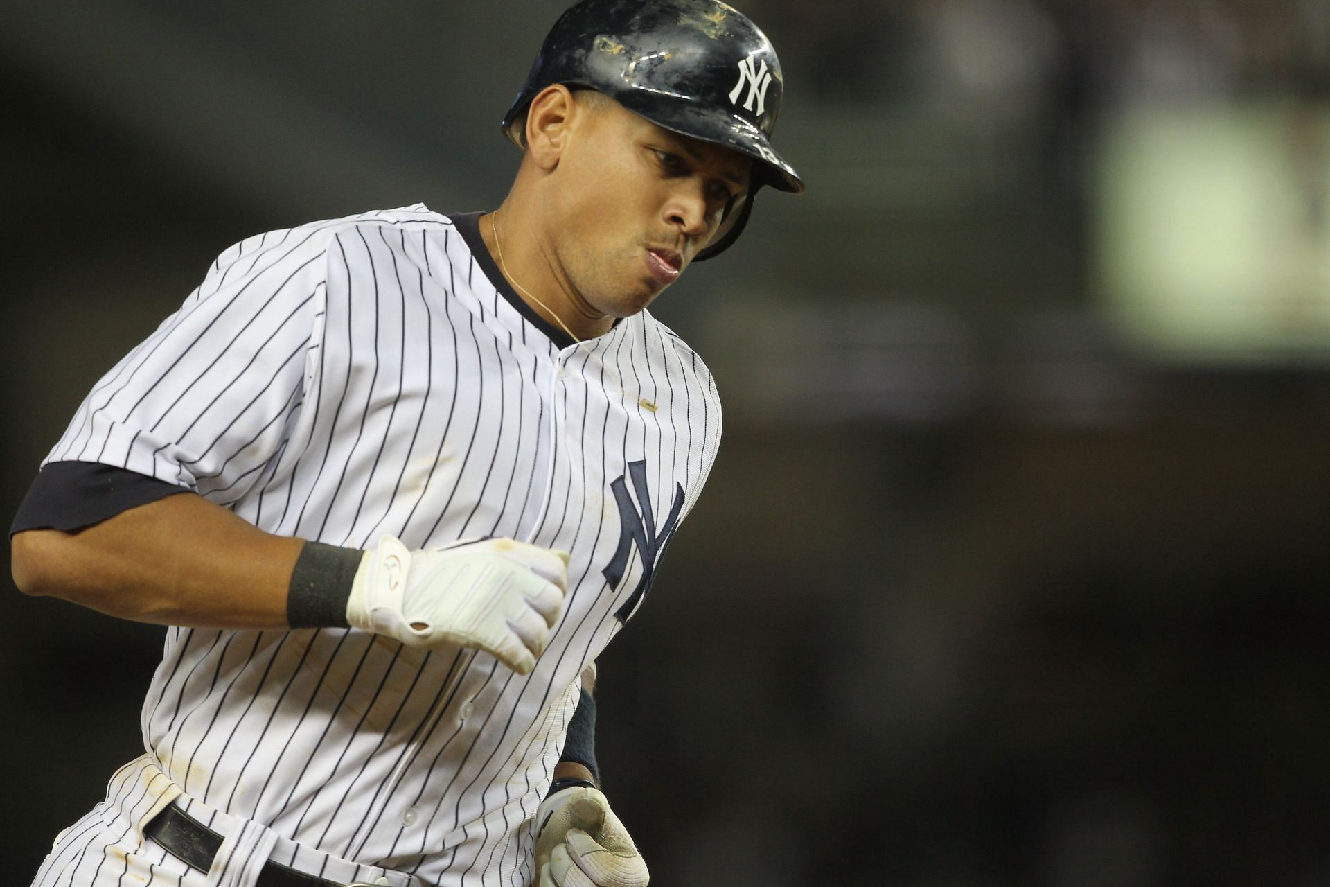 Noticeably Thinner and Massless' - Yankees Slugger Alex Rodriguez Had a  Drastic Loss of Weight Following His Suspension From Major League Baseball  - EssentiallySports