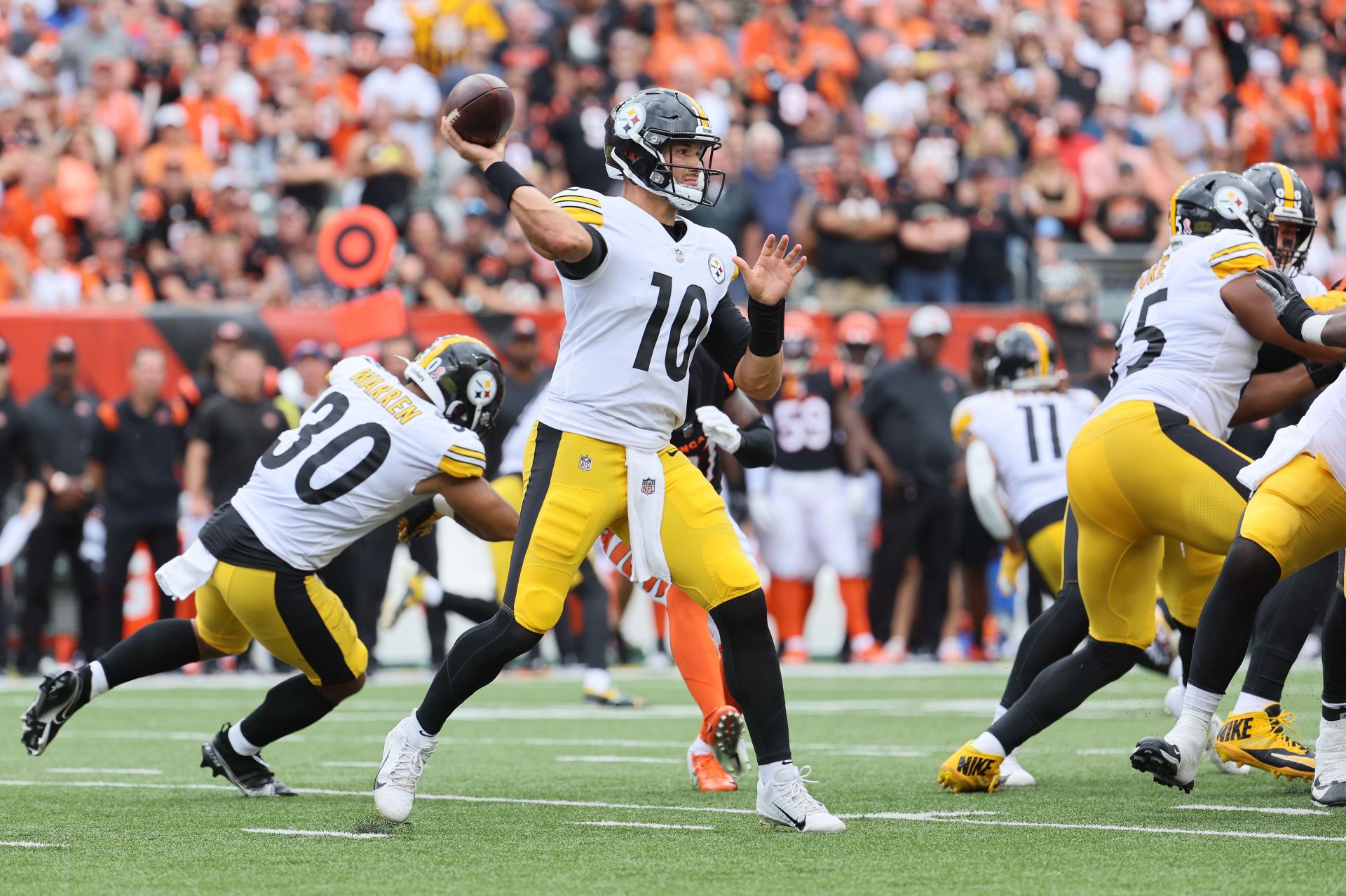 Pittsburgh Steelers v Cincinnati Bengals