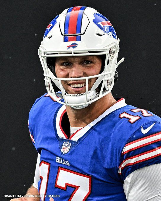 Former Wyoming QB Josh Allen leads Buffalo Bills to dominant win over  reigning Super Bowl champions