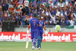 IND vs PAK 2022: "I am slightly greedy" - Aakash Chopra on Rohit Sharma and KL Rahul's dismissals in Asia Cup Super 4 clash against Pakistan