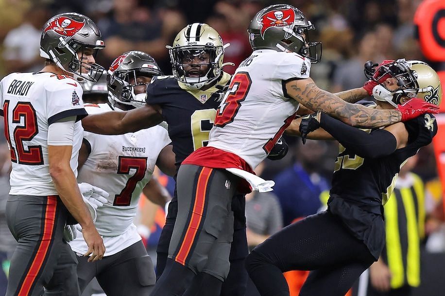 Mike Evans and Marshon Lattimore ejected from Buccaneers-Saints game (image credit - Jonathan Bachman/AP)